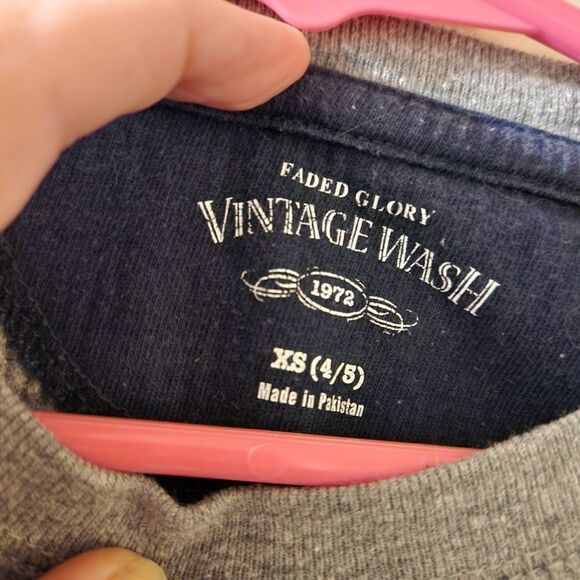 Boys xsm 4-5 grey long sleeve shirt - Picture 2 of 4